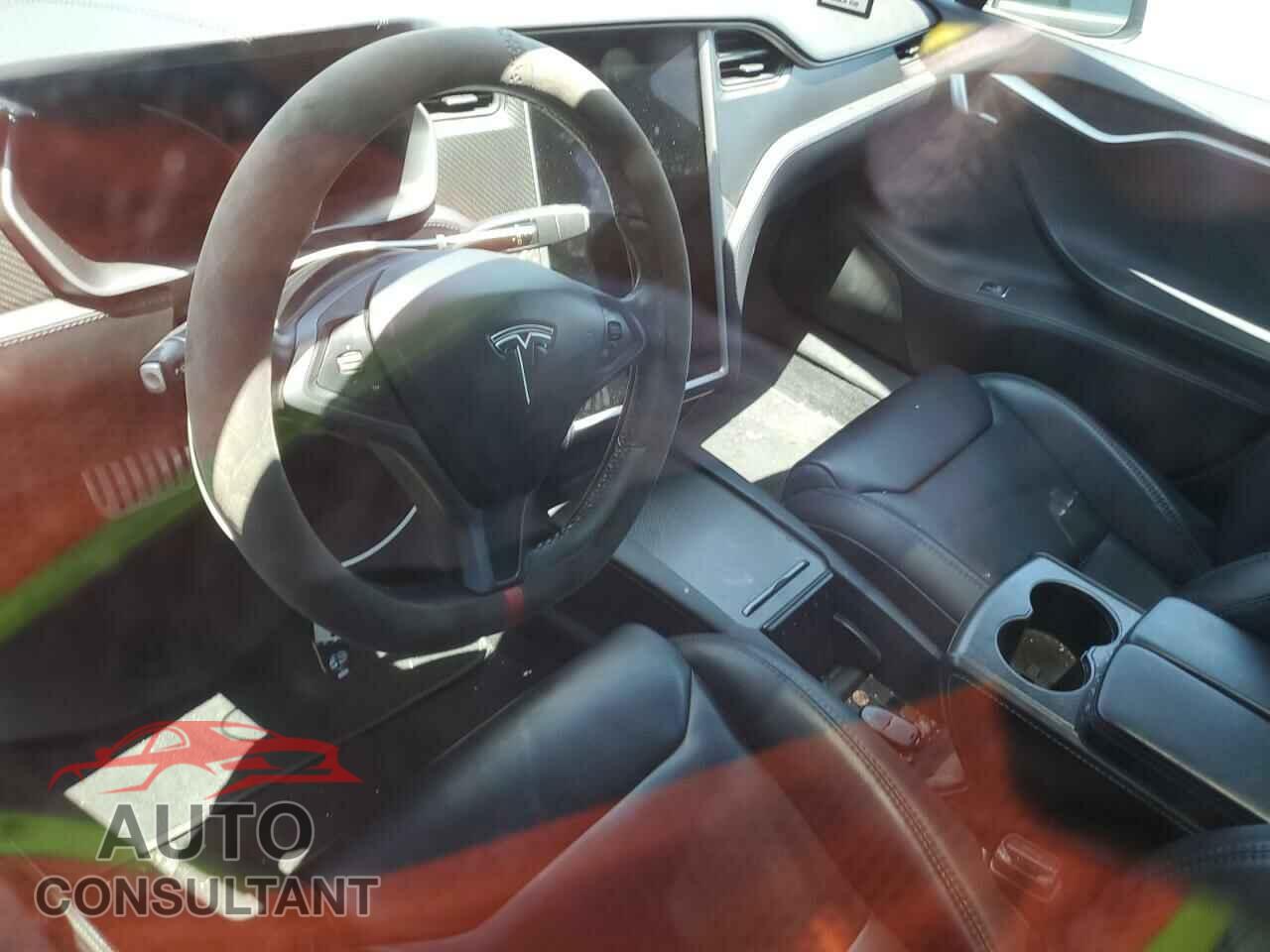 TESLA MODEL S 2018 - 5YJSA1E41JF258201
