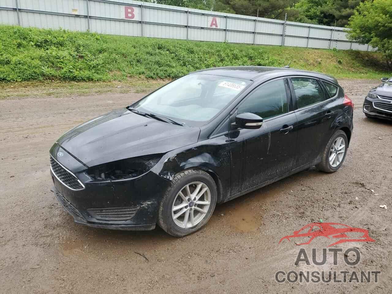 FORD FOCUS 2018 - 1FADP3K28JL301957