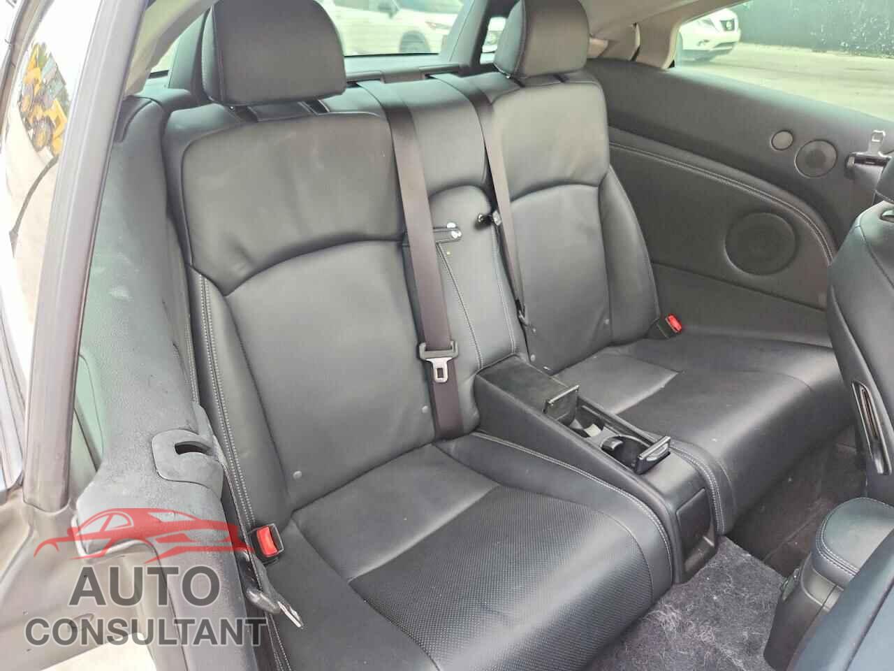 LEXUS IS 2015 - JTHFF2C29F2532084