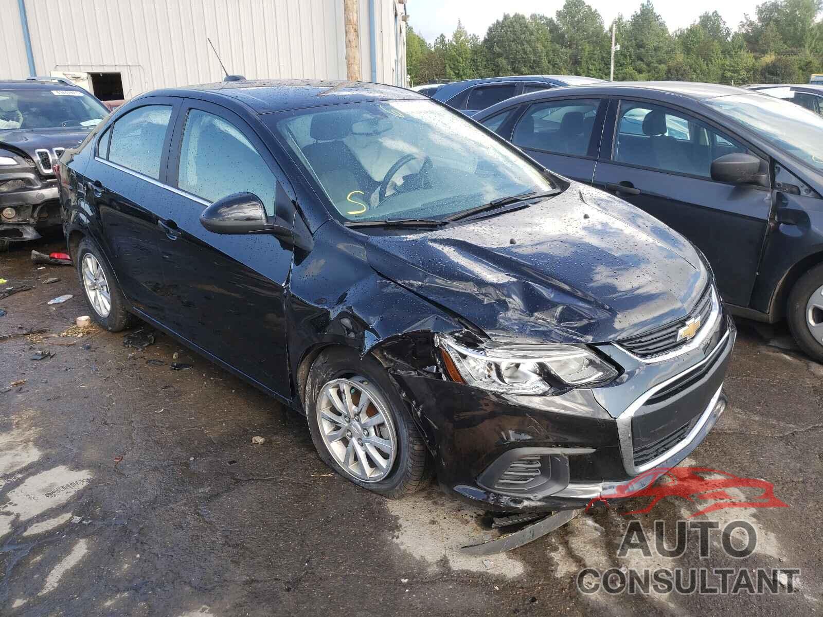 CHEVROLET SONIC 2018 - 1G1JD5SH8J4138770