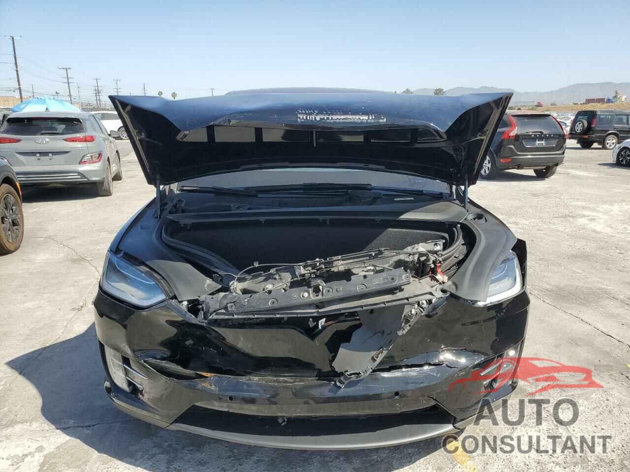 TESLA MODEL X 2020 - 5YJXCBE29LF305076