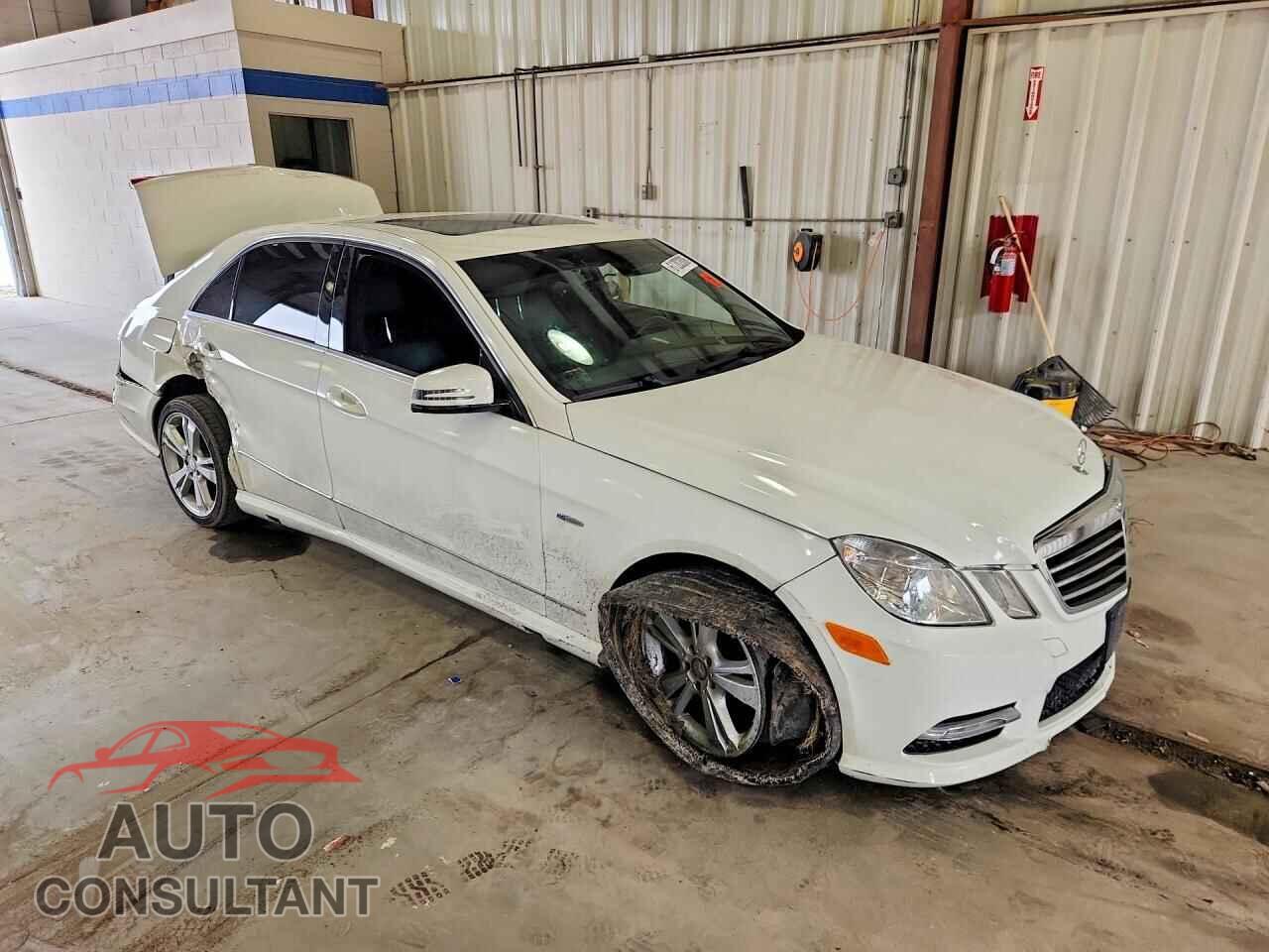 MERCEDES-BENZ E-CLASS 2012 - WDDHF5KB8CA627224