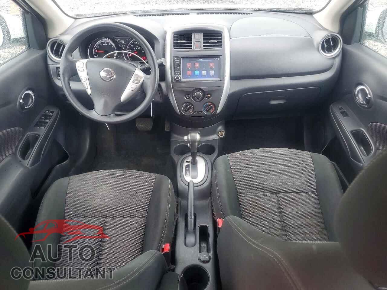 NISSAN VERSA 2019 - 3N1CN7AP3KL868683