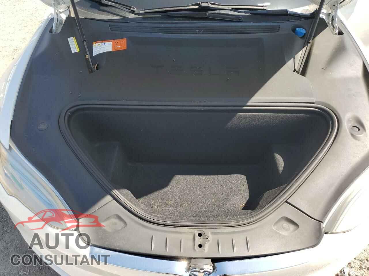 TESLA MODEL S 2016 - 5YJSA1E17GF150051