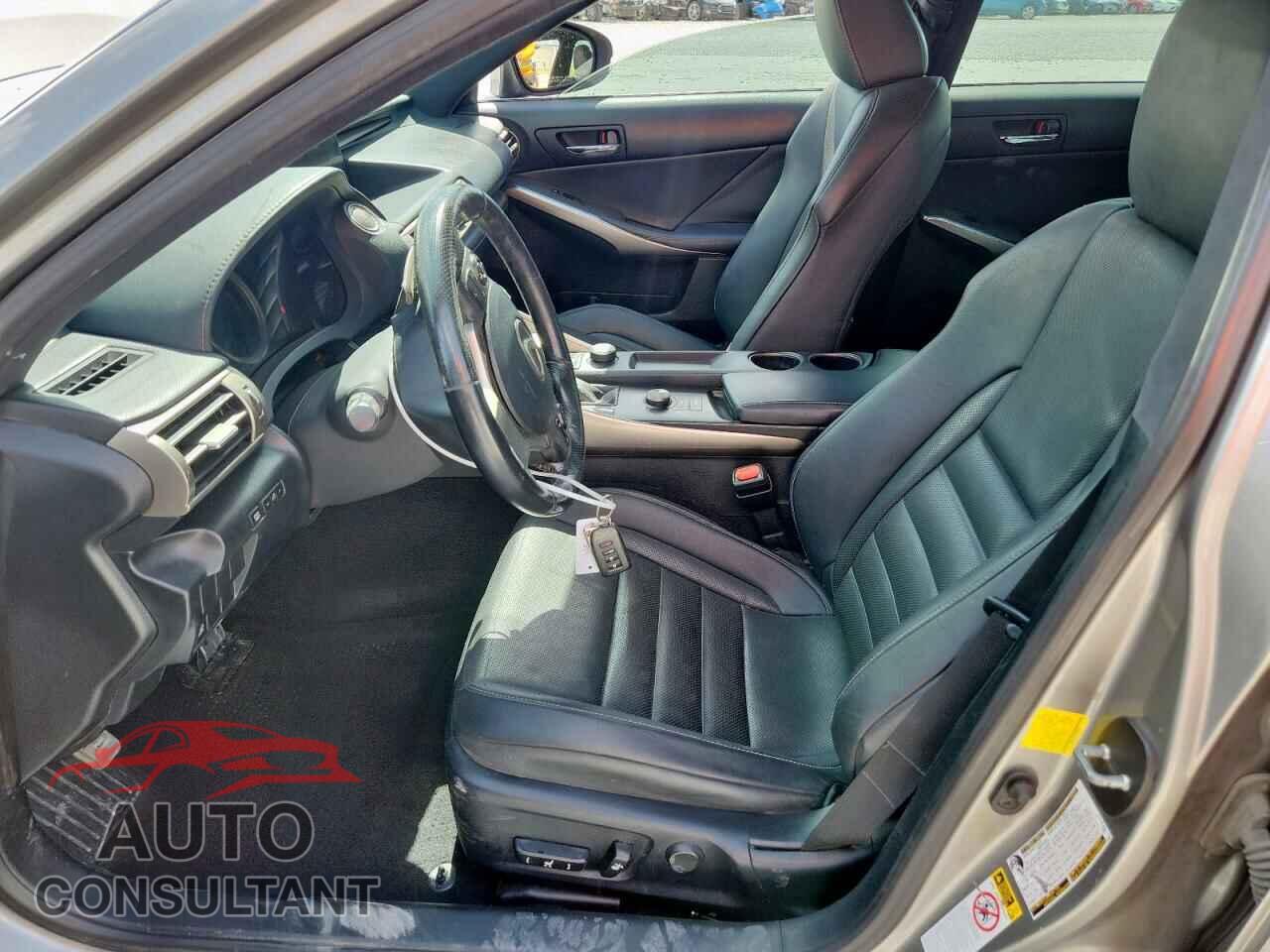 LEXUS IS 2016 - JTHBA1D23G5002926