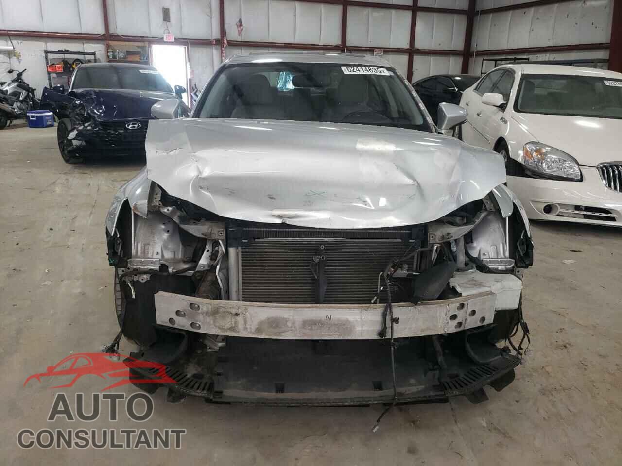 LEXUS IS 2014 - JTHCF1D29E5012959