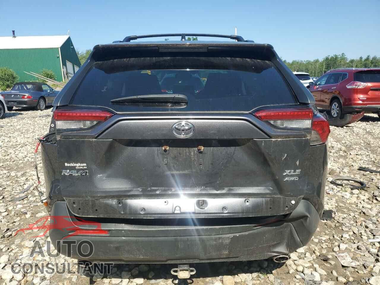 TOYOTA RAV4 2019 - JTMP1RFV2KD014173