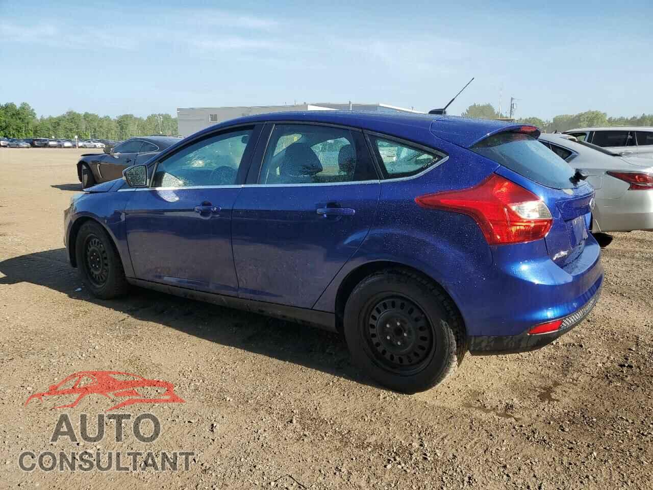 FORD FOCUS 2012 - 1FAHP3M27CL411903