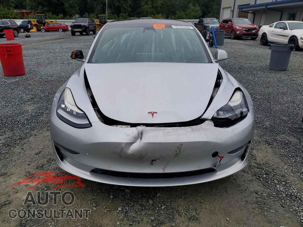 TESLA MODEL 3 2018 - 5YJ3E1EA3JF050013