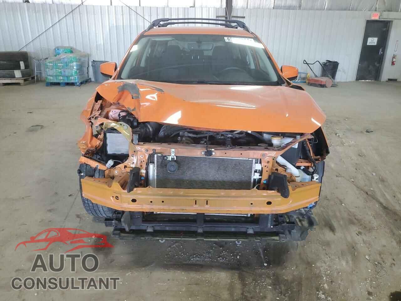 SUBARU CROSSTREK 2018 - JF2GTABC8JH257270
