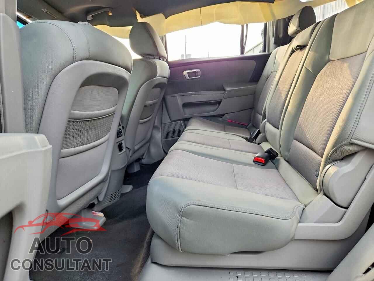 HONDA PILOT 2009 - 5FNYF38439B015648