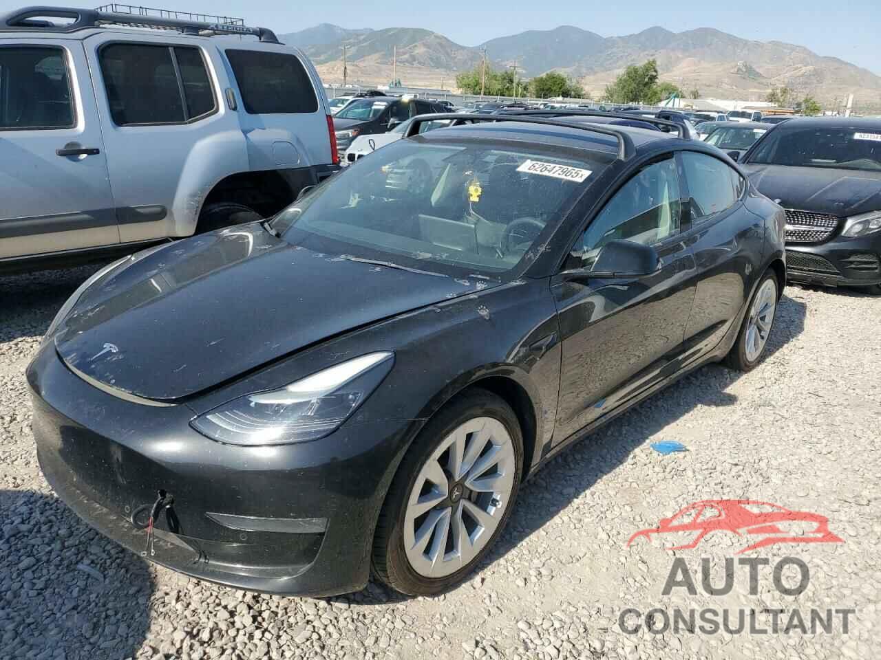 TESLA MODEL 3 2022 - 5YJ3E1EB0NF208760