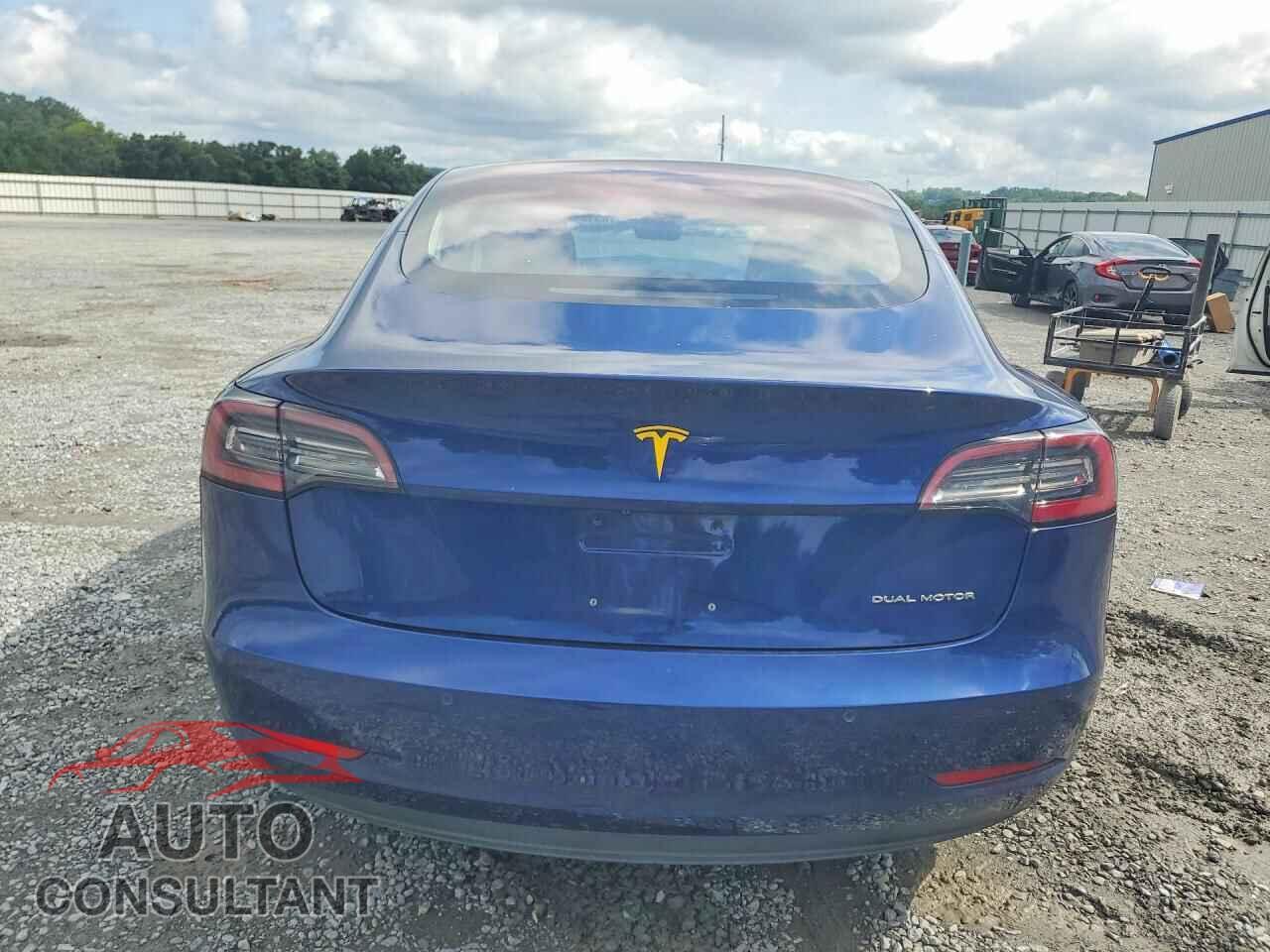 TESLA MODEL 3 2018 - 5YJ3E1EB9JF146382
