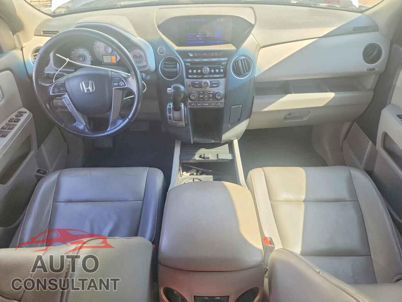 HONDA PILOT 2013 - 5FNYF3H52DB024133