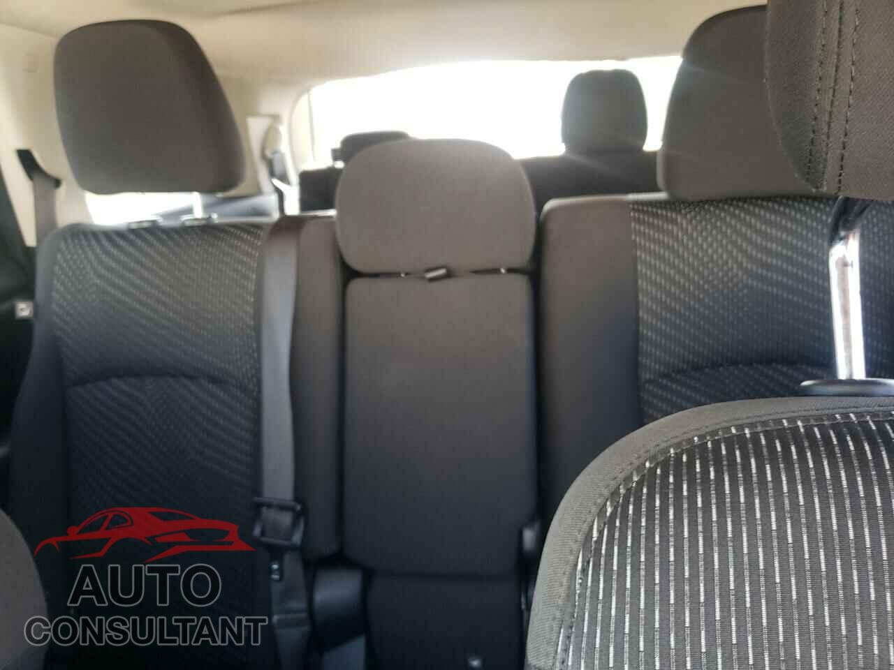 DODGE JOURNEY 2017 - 3C4PDCABXHT700739