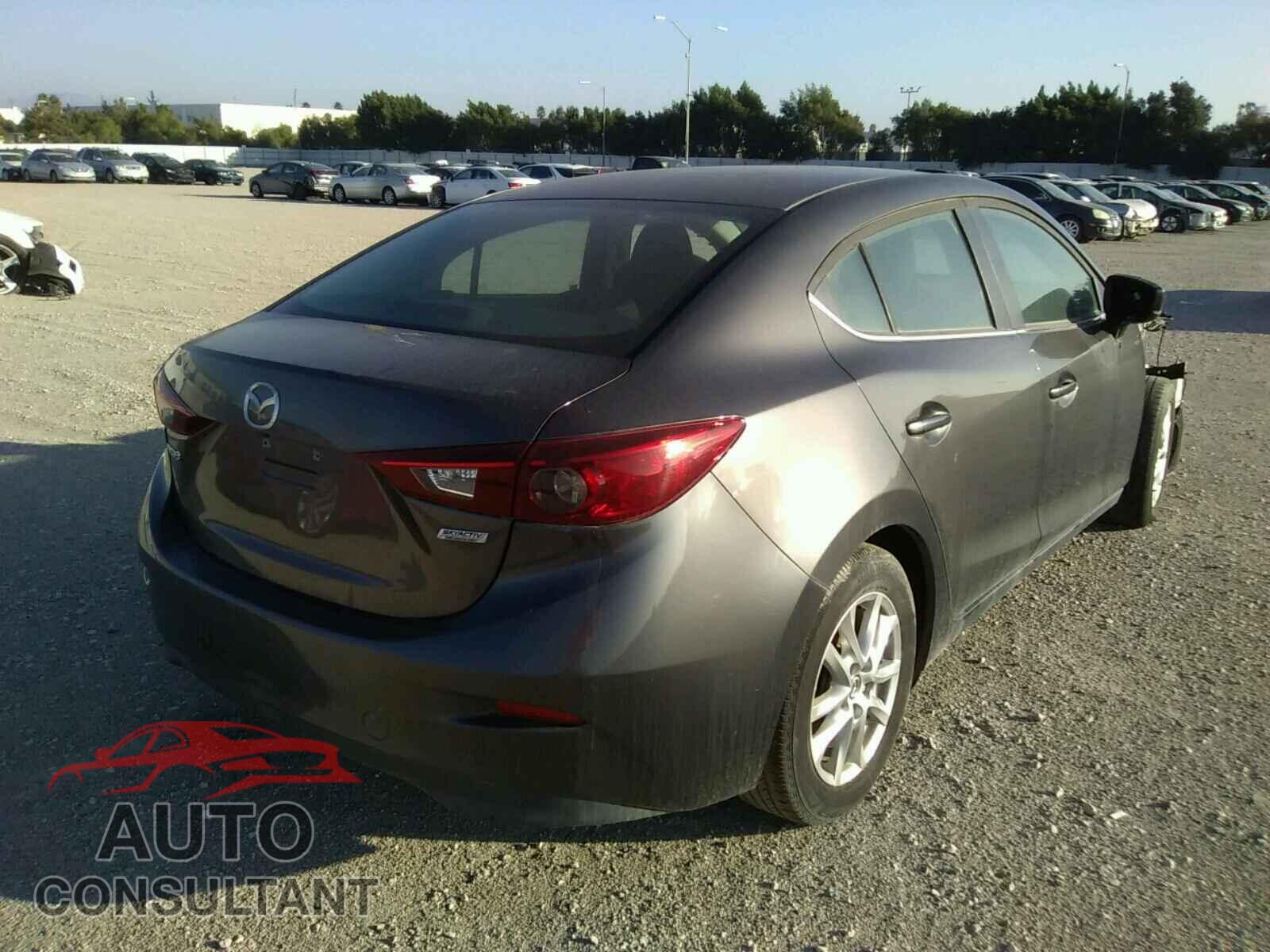 MAZDA 3 2017 - 3MZBN1U75HM116405