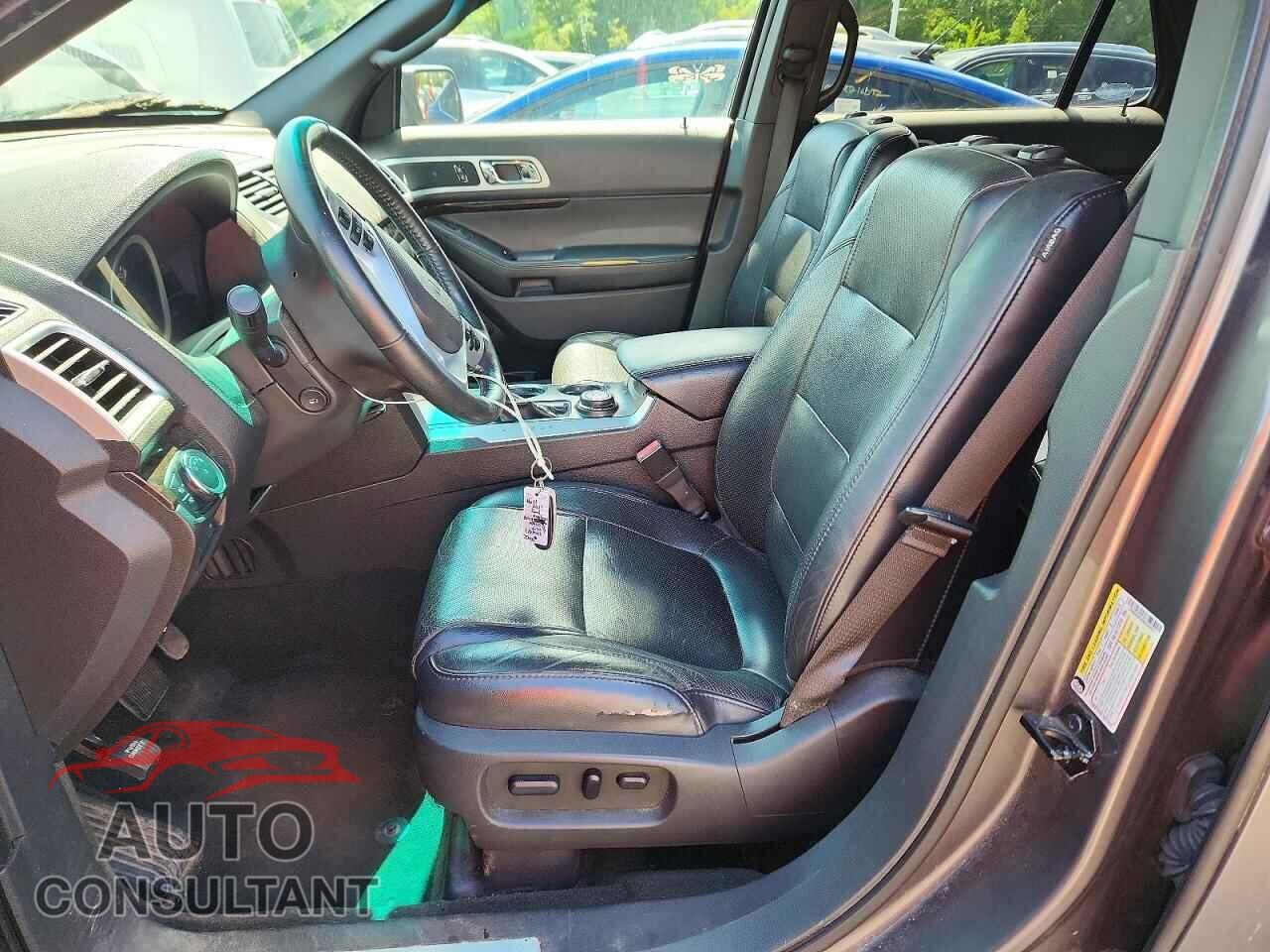 FORD EXPLORER 2011 - 1FMHK8F80BGA90071