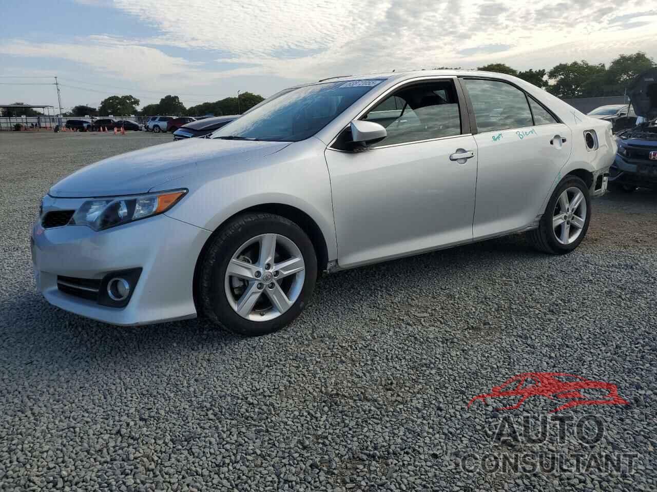 TOYOTA CAMRY 2014 - 4T1BF1FK2EU772985