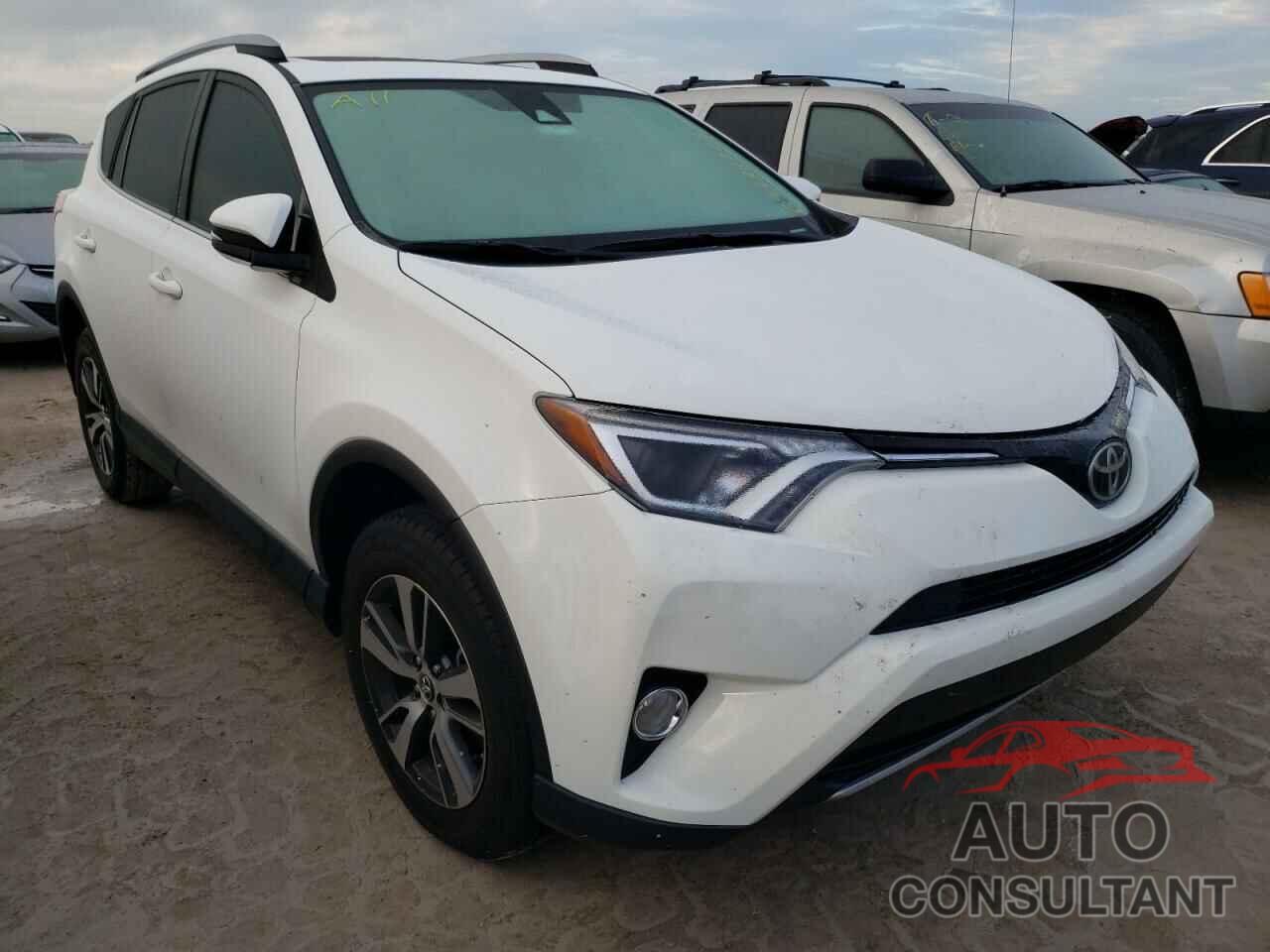TOYOTA RAV4 2017 - JTMWFREV1HJ101376