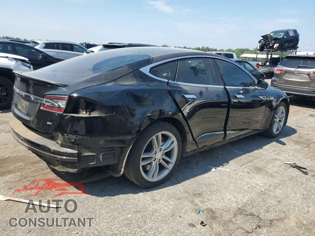 TESLA MODEL S 2014 - 5YJSA1H15EFP43464