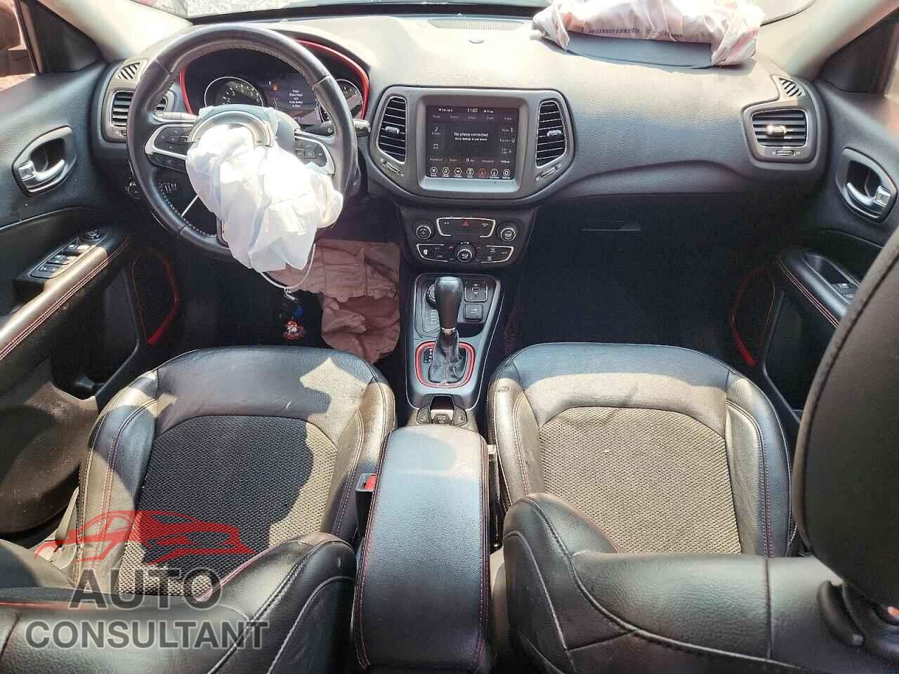 JEEP COMPASS 2020 - 3C4NJDDB2LT177176