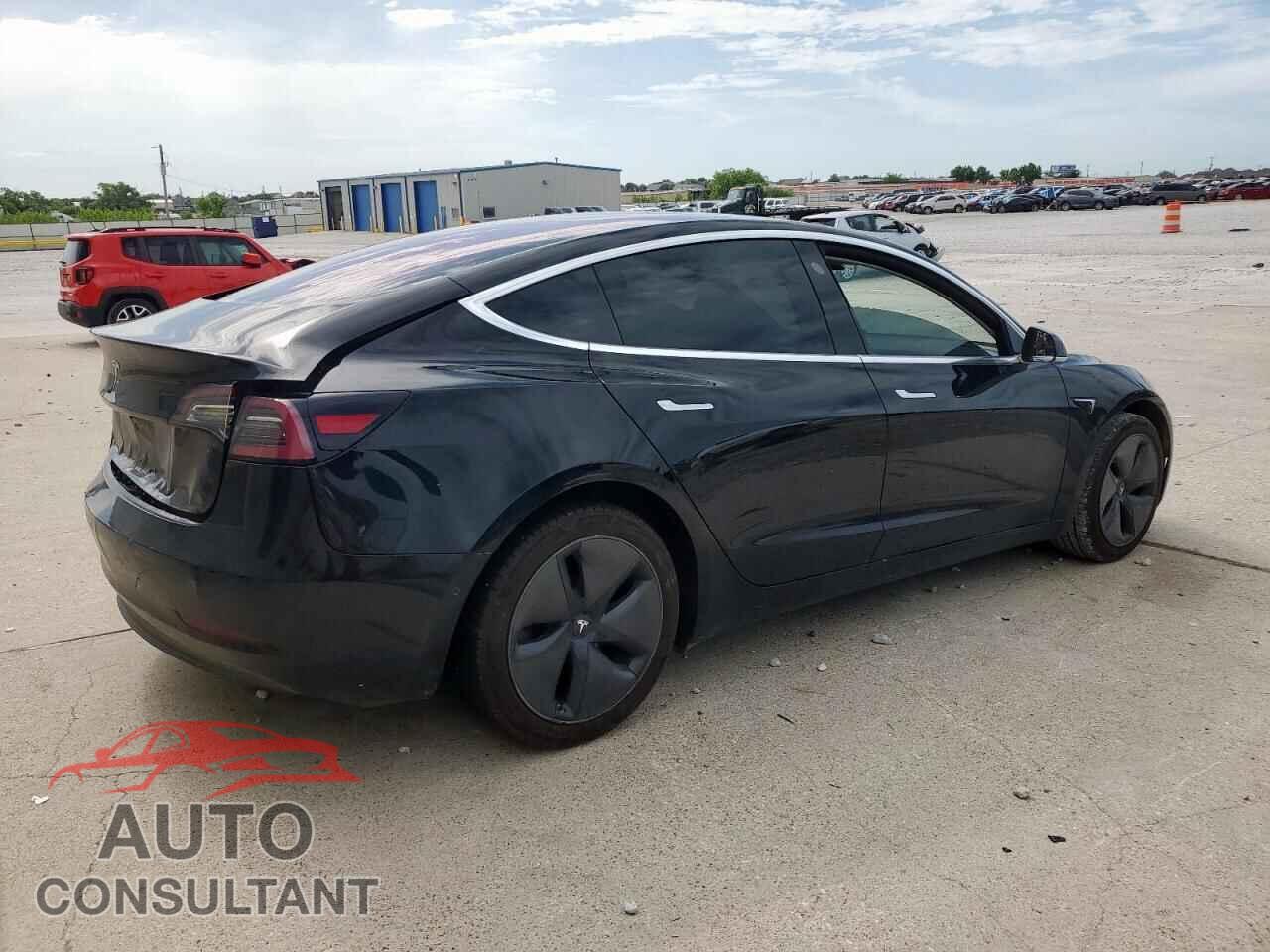 TESLA MODEL 3 2018 - 5YJ3E1EA8JF044210