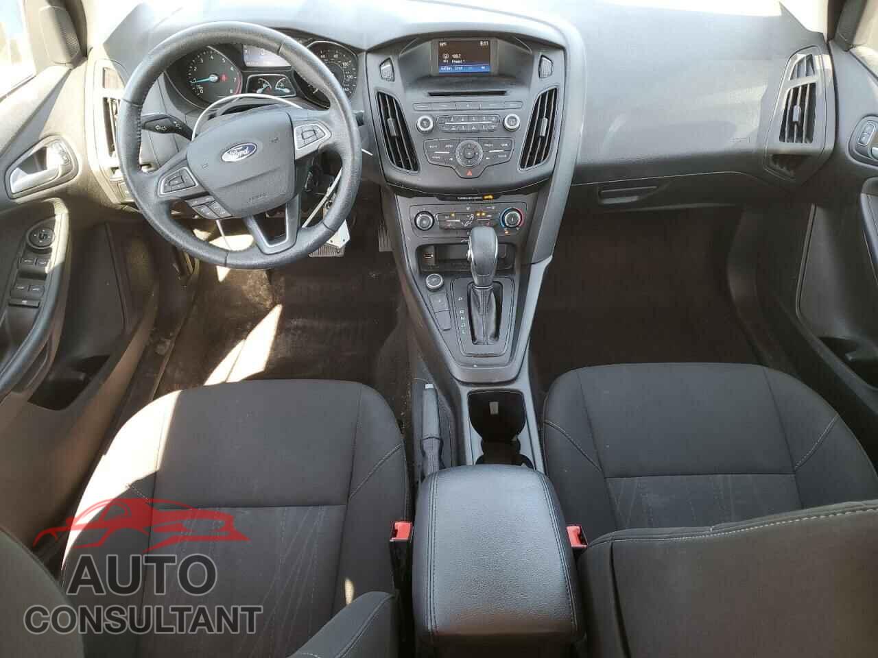 FORD FOCUS 2017 - 1FADP3F25HL218829