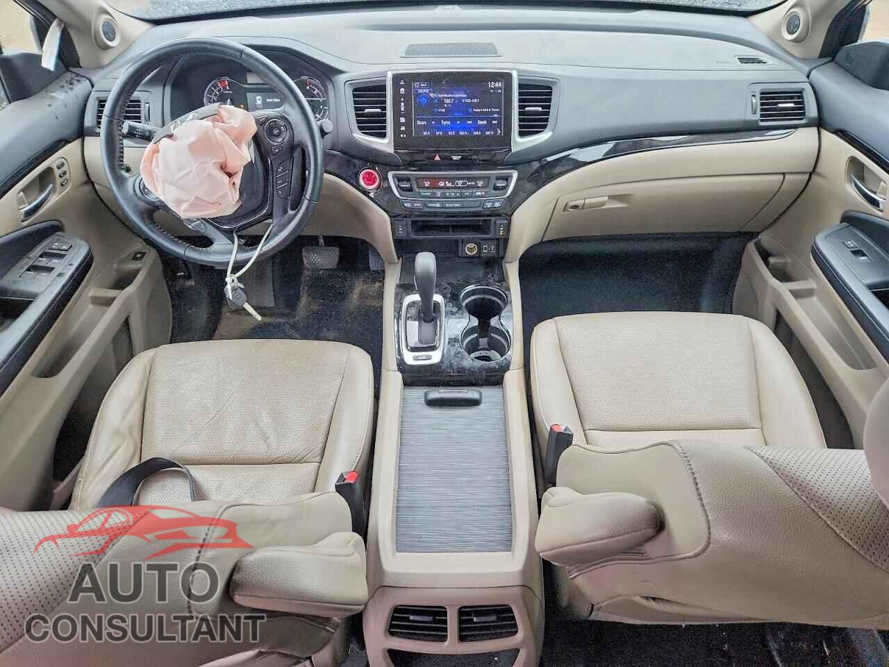 HONDA RIDGELINE 2019 - 5FPYK3F73KB028356