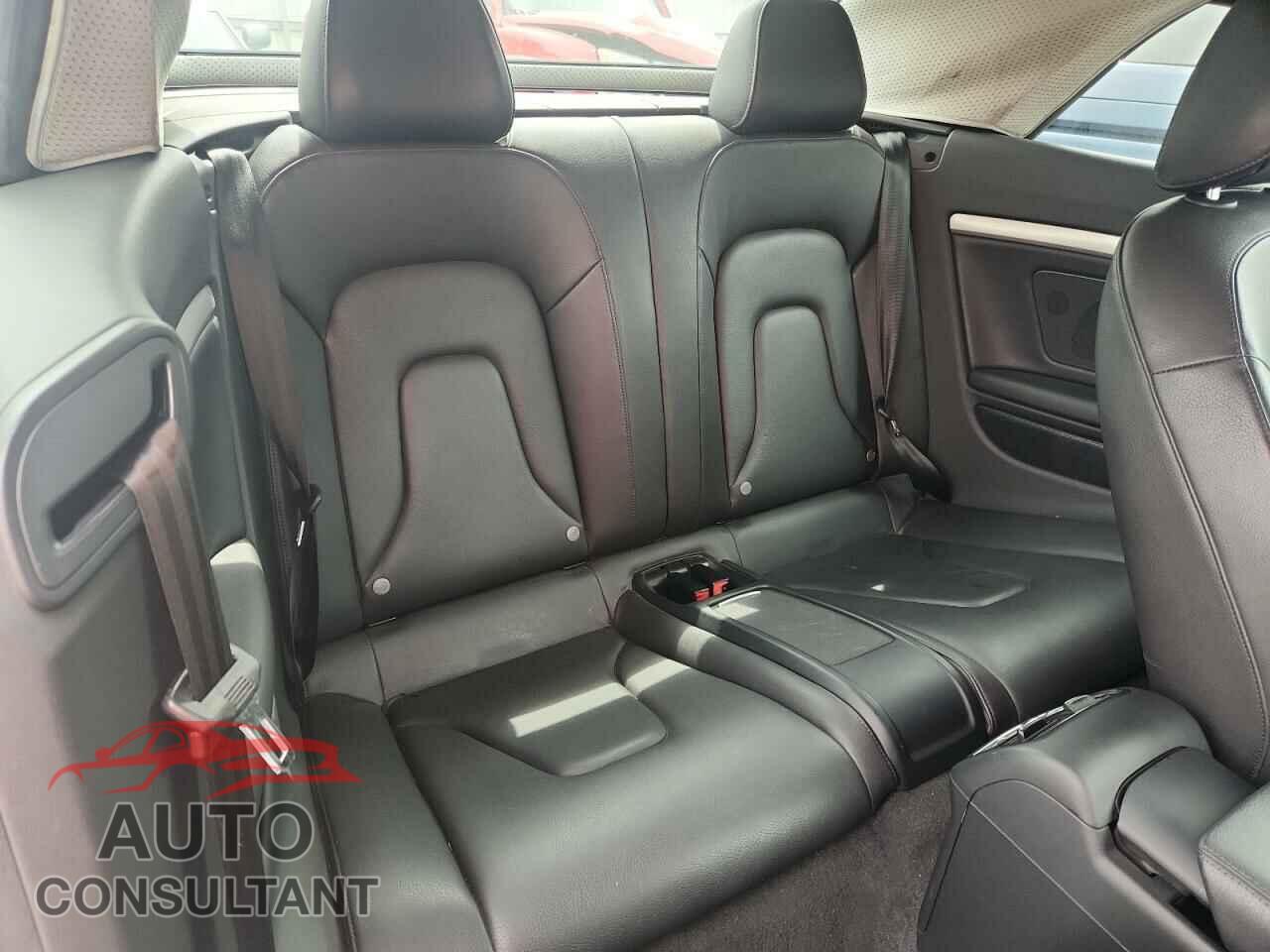 AUDI A5 2013 - WAUCFAFH5DN004615
