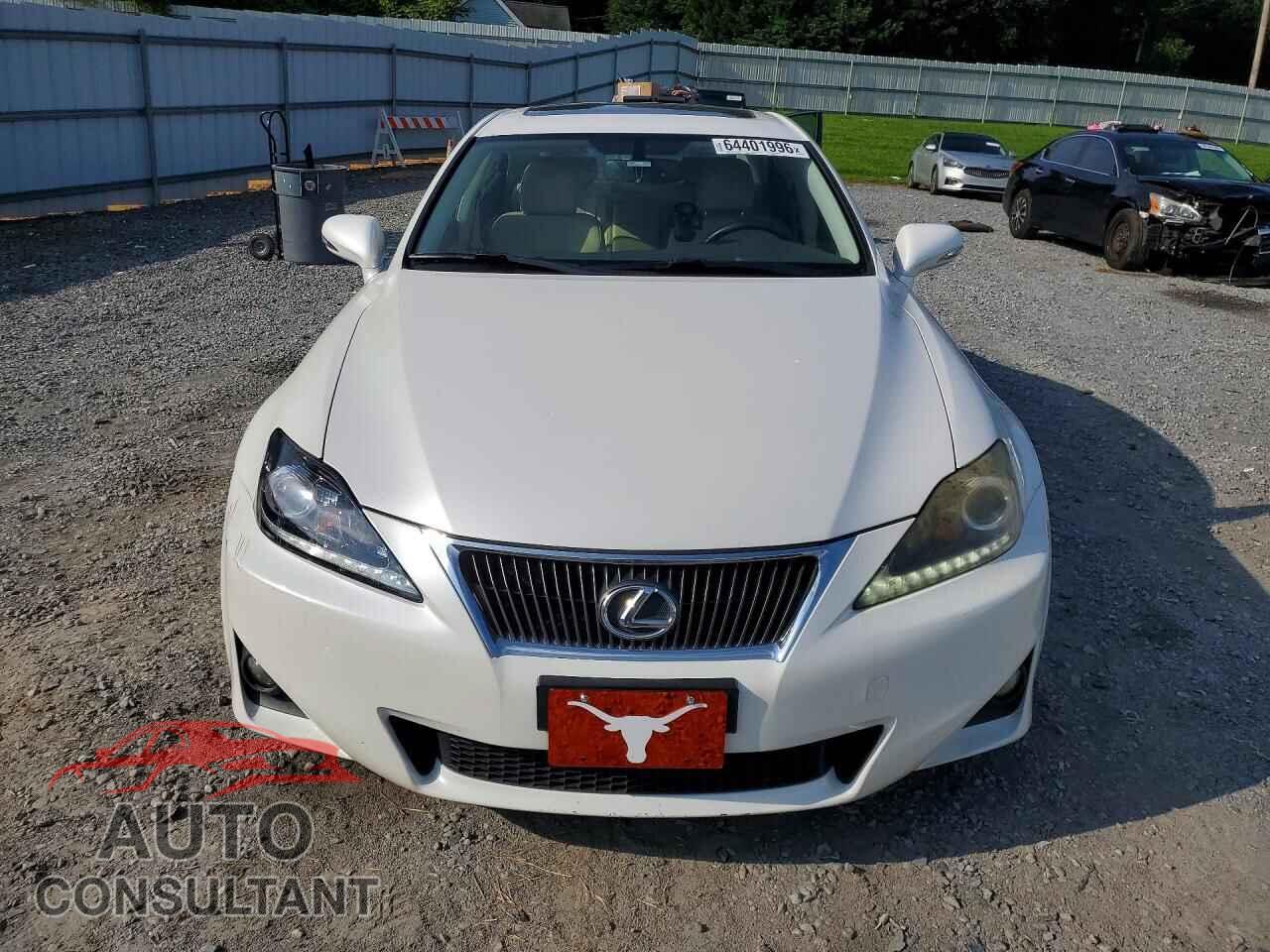 LEXUS IS 2012 - JTHBF5C20C5179809