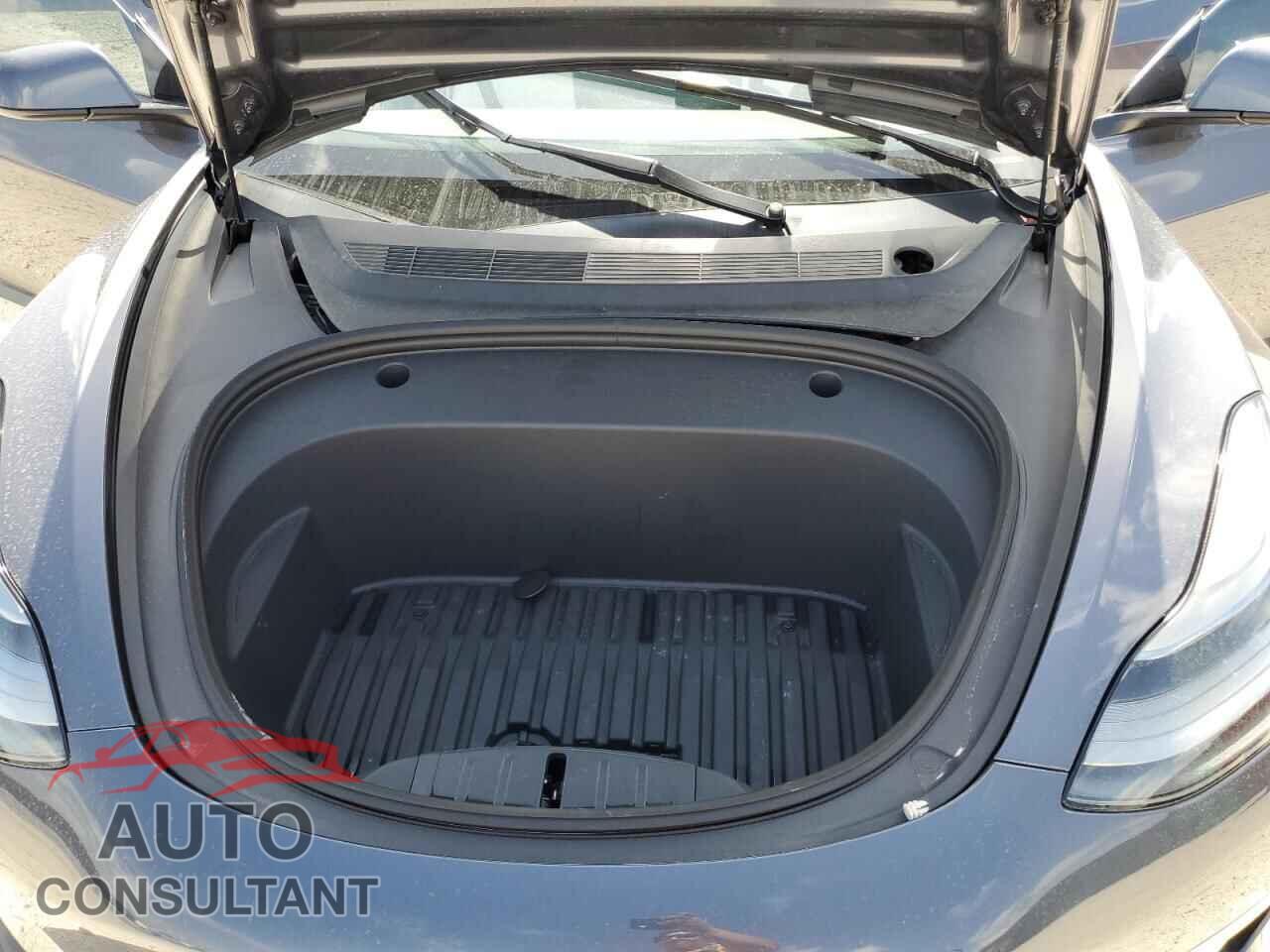 TESLA MODEL 3 2023 - 5YJ3E1EA5PF512967