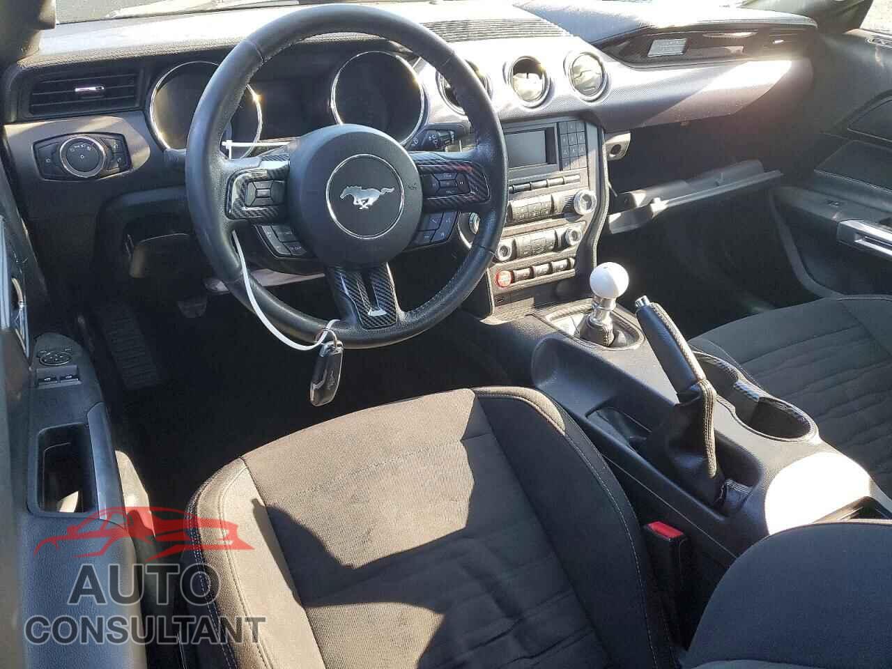 FORD MUSTANG 2017 - 1FA6P8CF2H5244953