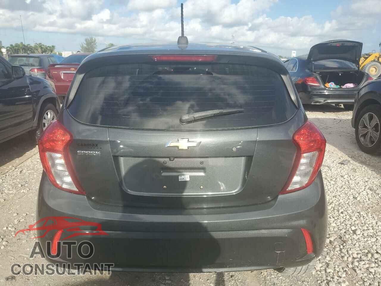 CHEVROLET SPARK 2017 - KL8CB6SA5HC726813
