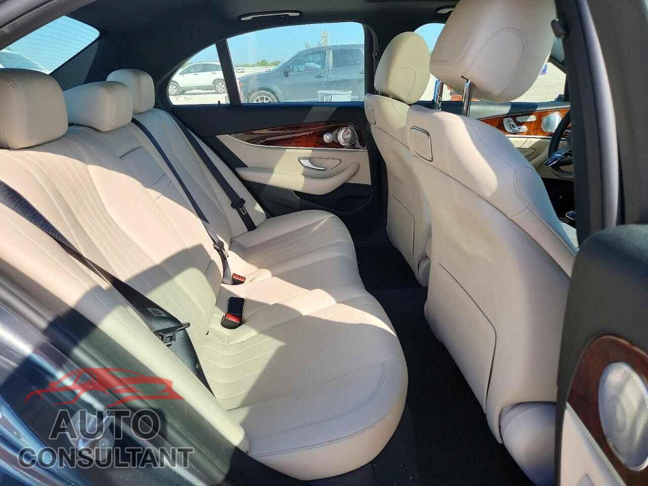 MERCEDES-BENZ E-CLASS 2018 - WDDZF4JB0JA445188