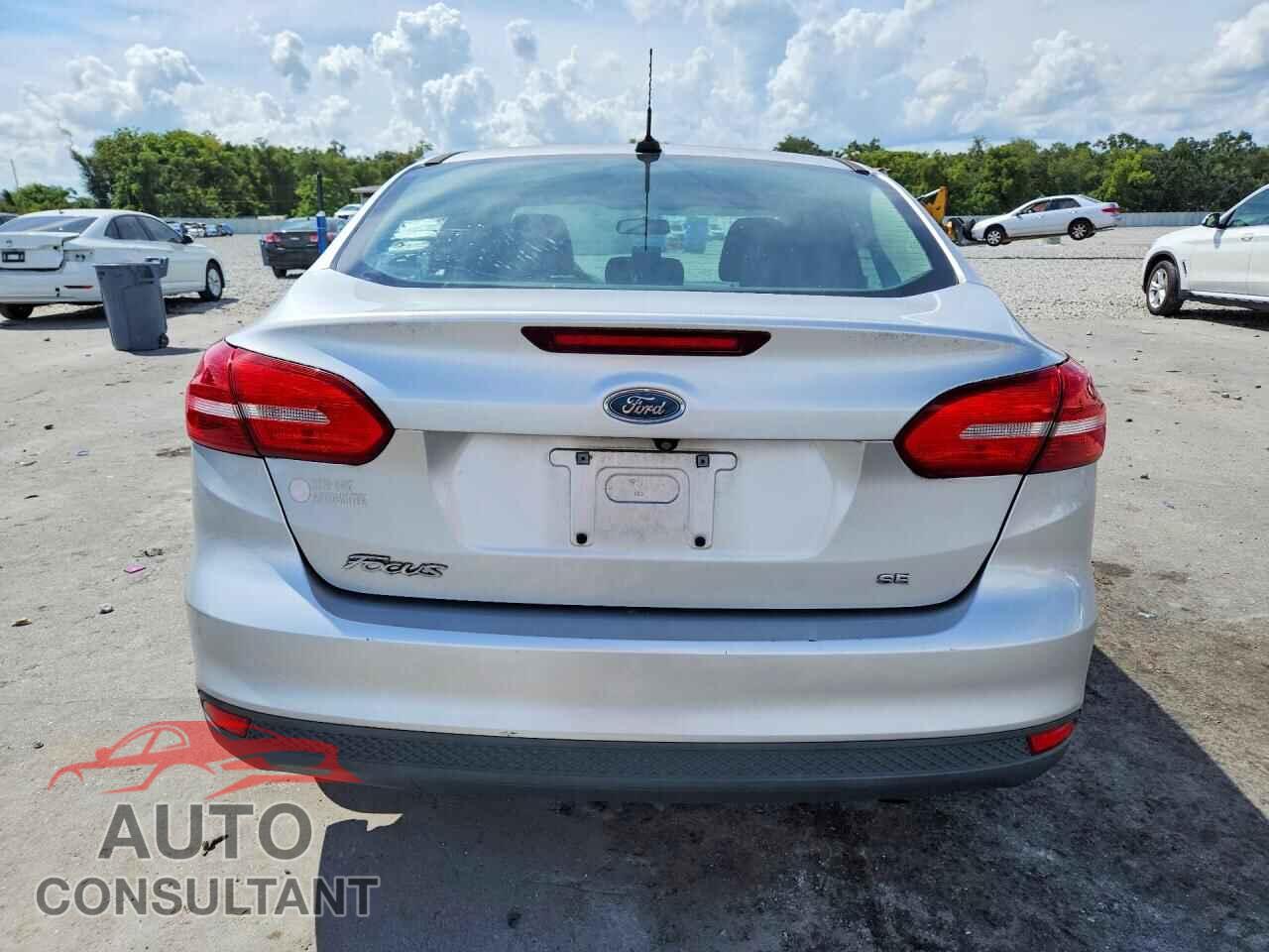 FORD FOCUS 2017 - 1FADP3F21HL248247
