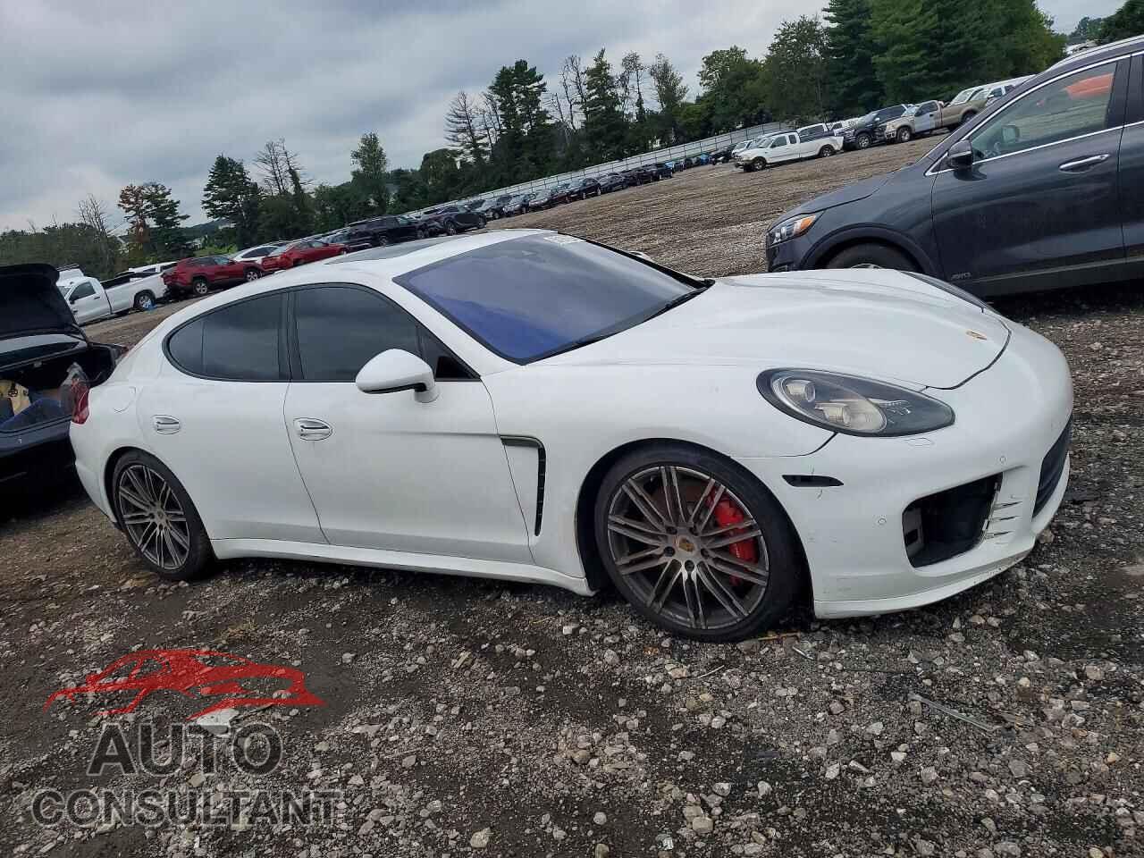 PORSCHE PANAMERA 2015 - WP0AF2A73FL080802