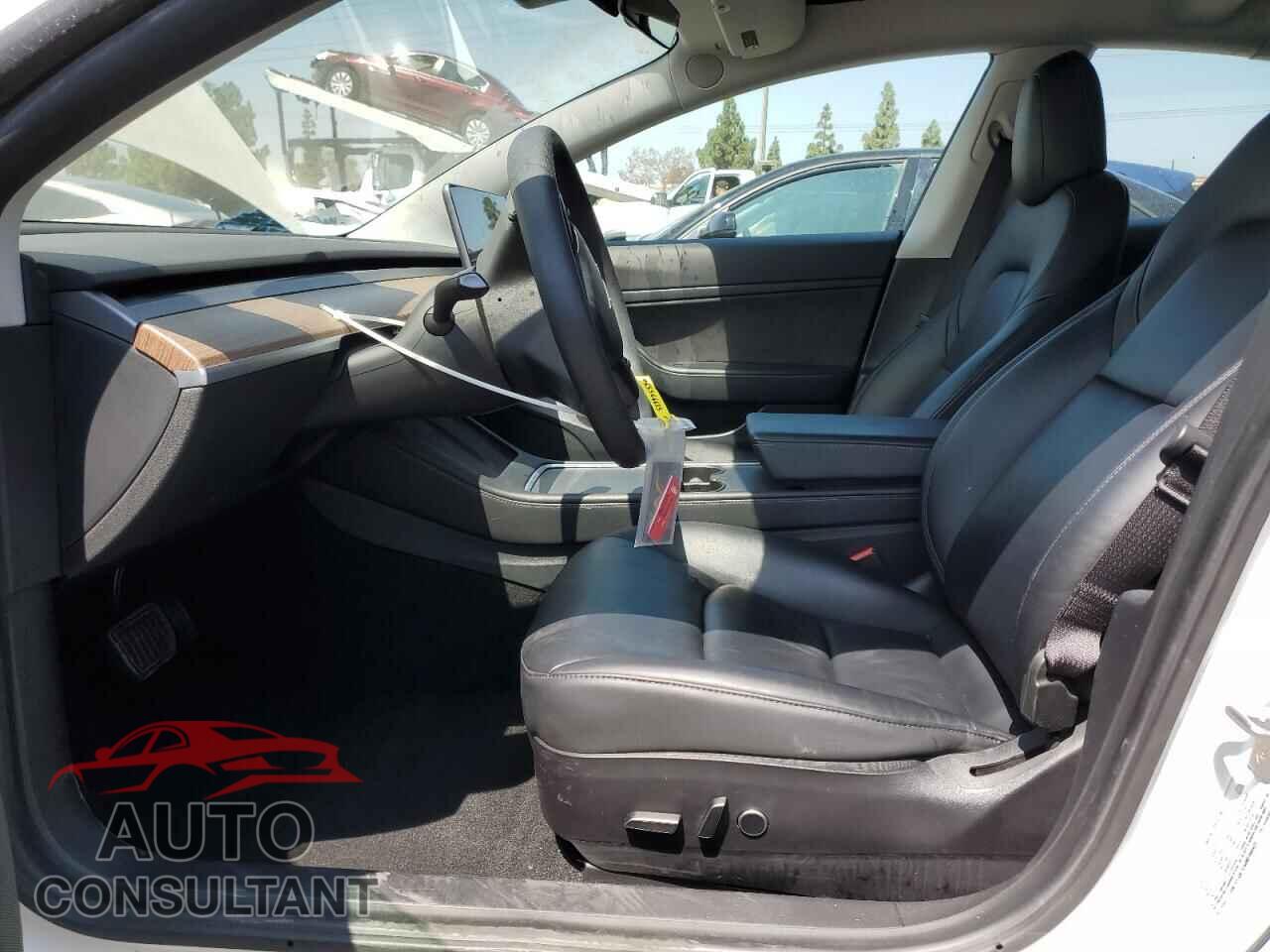 TESLA MODEL 3 2021 - 5YJ3E1EA0MF940425