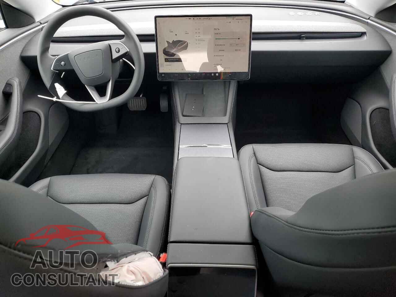 TESLA MODEL 3 2024 - 5YJ3E1EA4RF825463