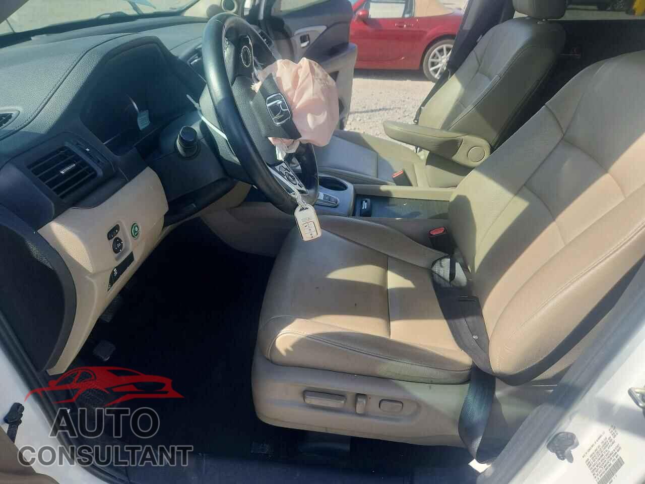 HONDA PILOT 2021 - 5FNYF6H58MB010643
