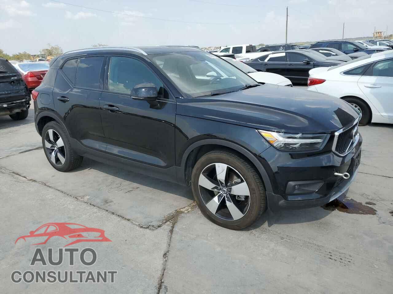 VOLVO XC40 2021 - YV4162UK2M2407660