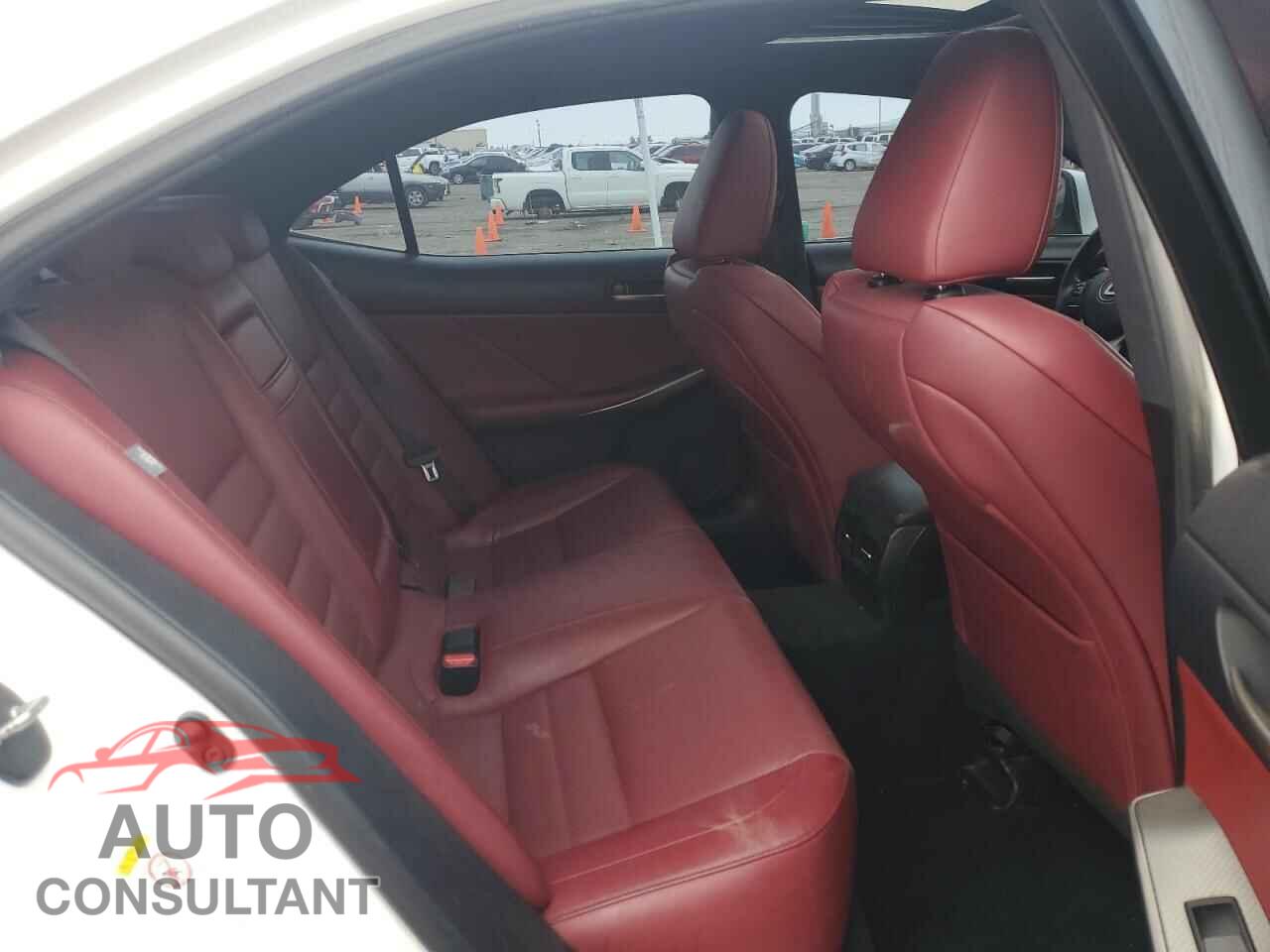 LEXUS IS 2017 - JTHCE1D26H5013235
