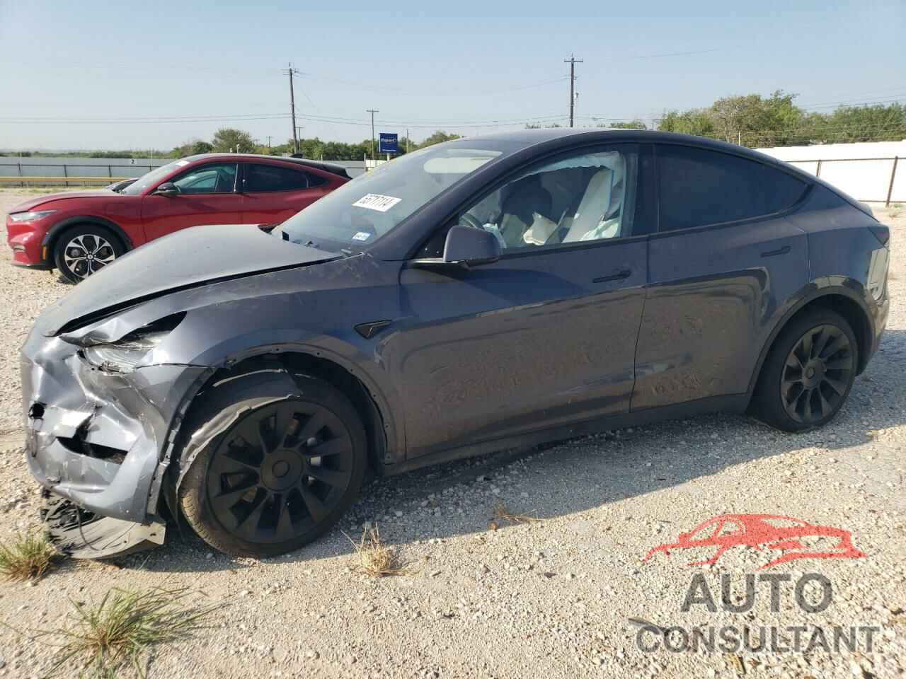 TESLA MODEL Y 2023 - 7SAYGDEE4PA098892