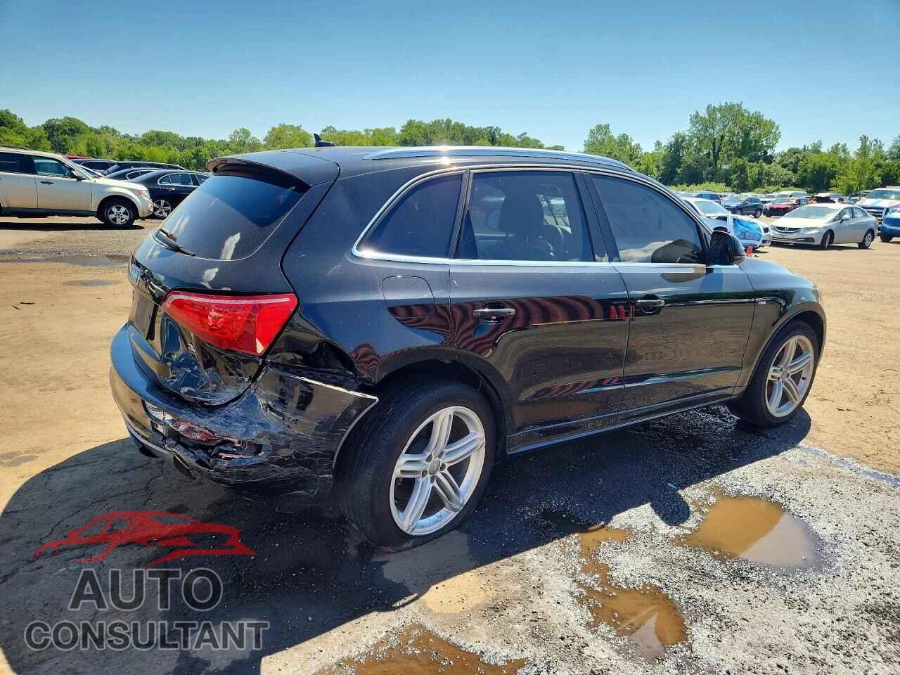 AUDI Q5 2011 - WA1DKAFP3BA050081