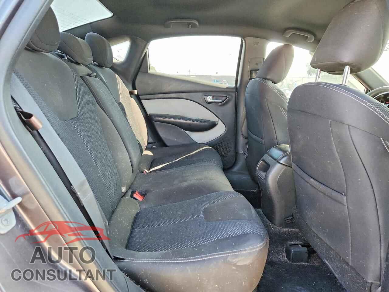 DODGE DART 2015 - 1C3CDFBB2FD421579