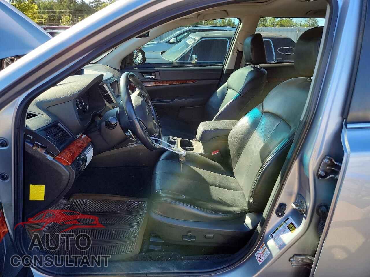 SUBARU OUTBACK 2012 - 4S4BRJMC3C2202439