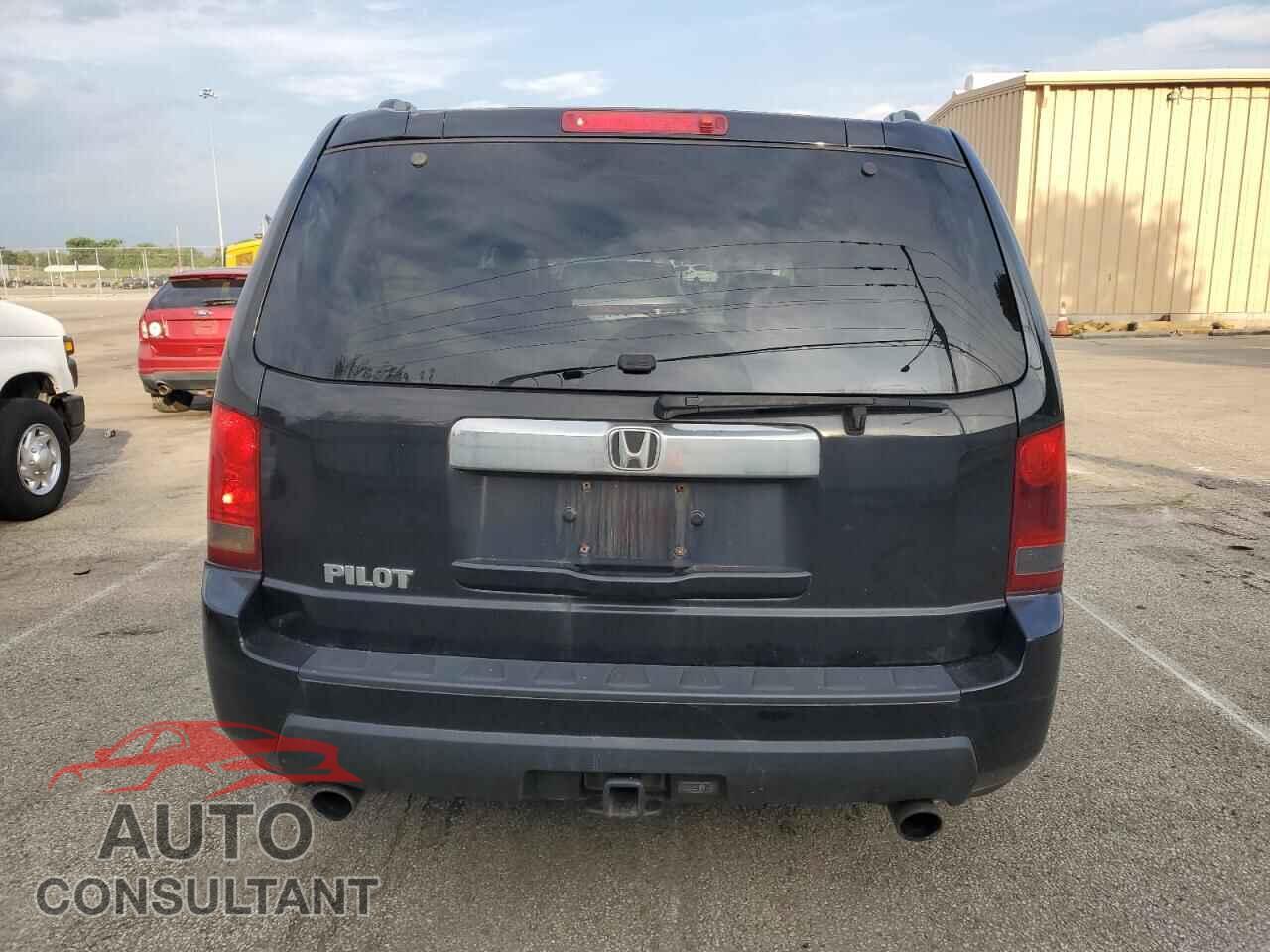 HONDA PILOT 2011 - 5FNYF3H43BB038286