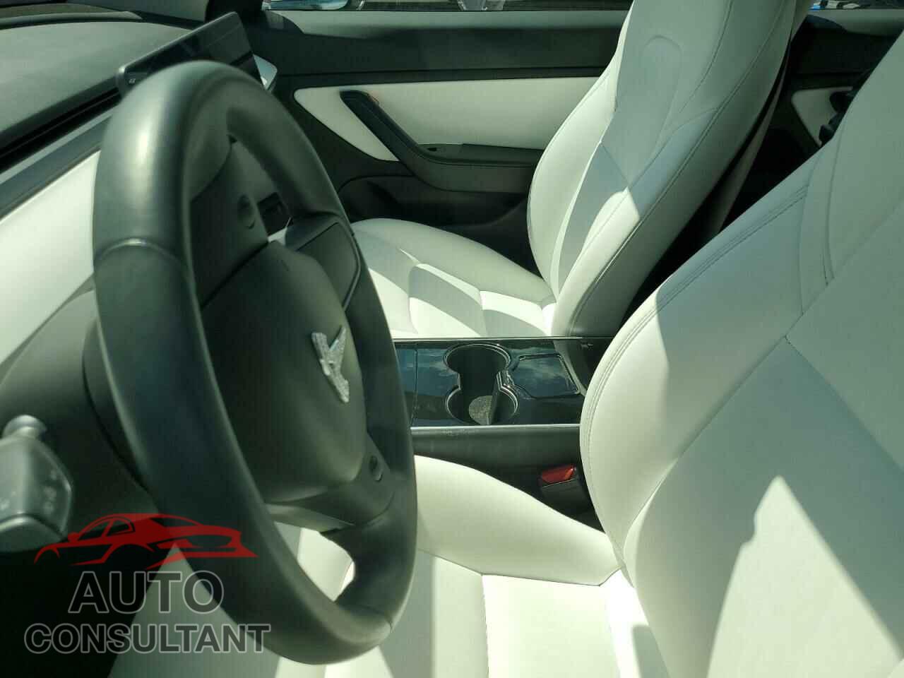 TESLA MODEL 3 2018 - 5YJ3E1EB3JF097583