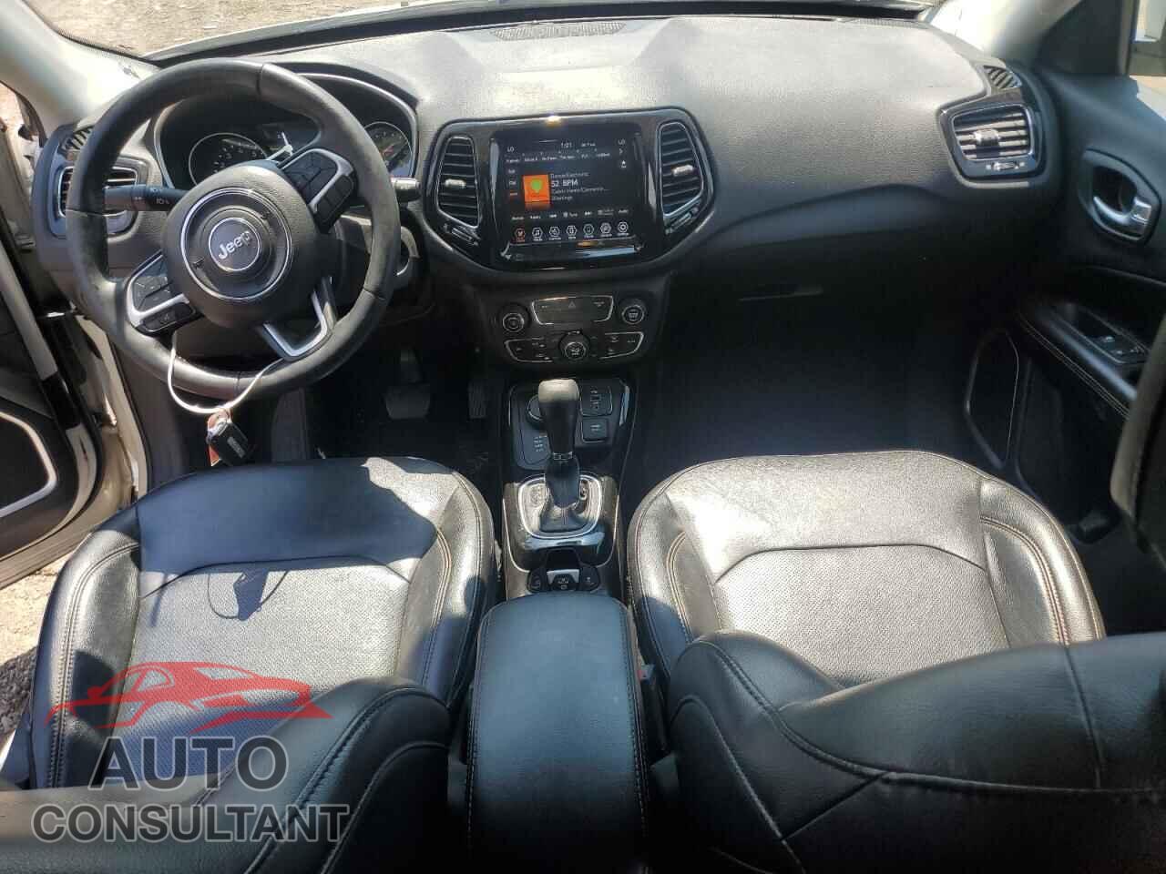 JEEP COMPASS 2020 - 3C4NJDCB5LT167503