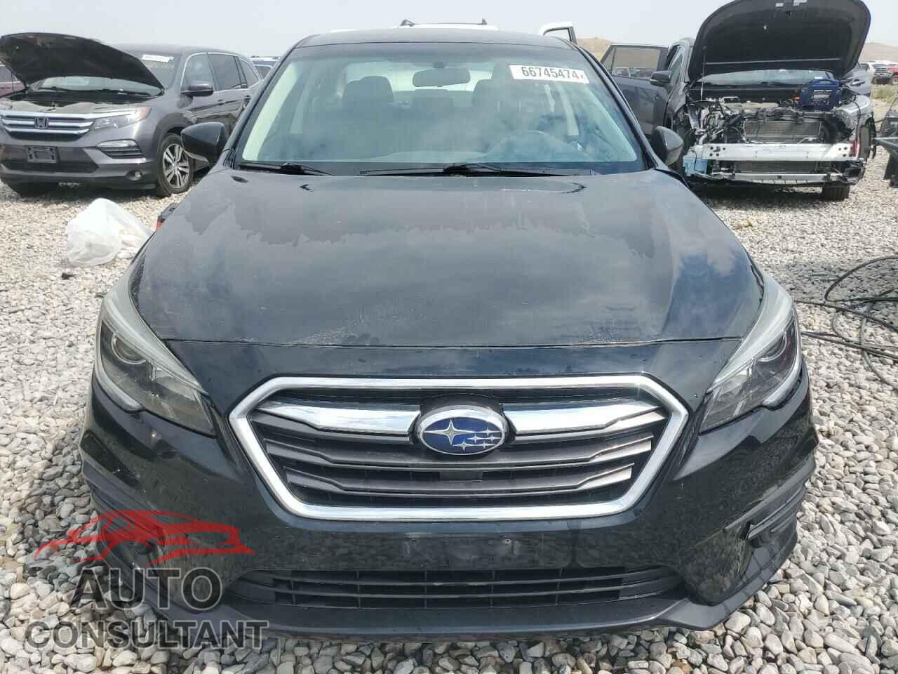 SUBARU LEGACY 2018 - 4S3BNAC68J3010663