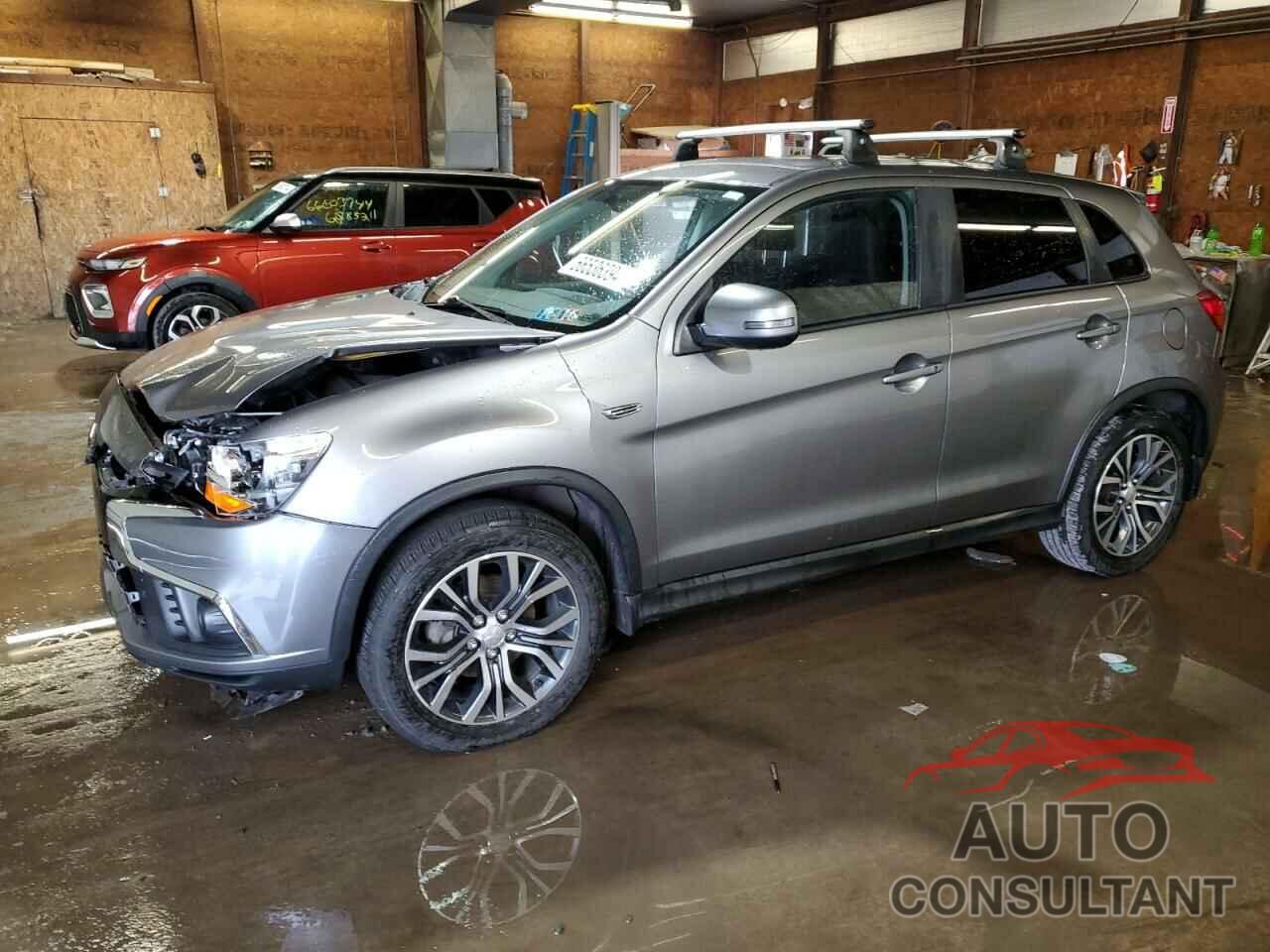 MITSUBISHI OUTLANDER 2019 - JA4AR3AU1KU014783